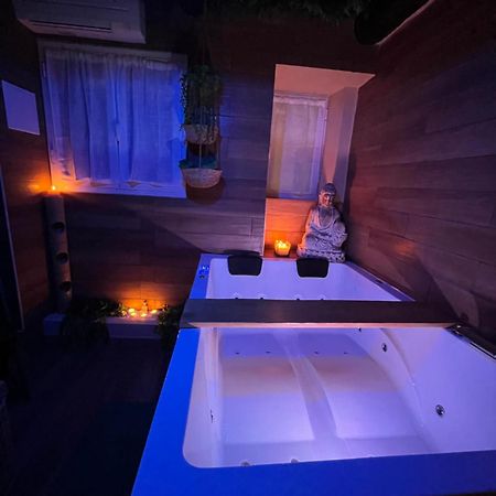 Le Balneo Jacuzzi Vieil Antibes Safranier Appartement Buitenkant foto