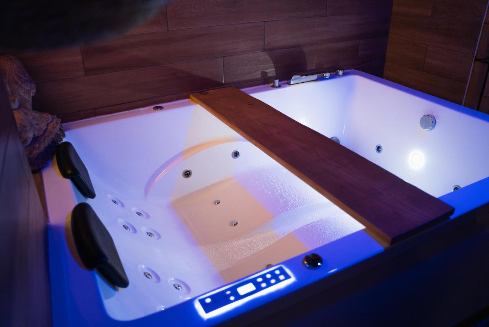 Le Balneo Jacuzzi Vieil Antibes Safranier Appartement Buitenkant foto