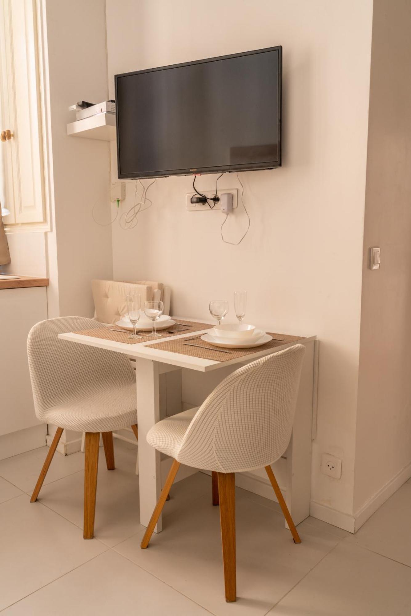Le Balneo Jacuzzi Vieil Antibes Safranier Appartement Buitenkant foto