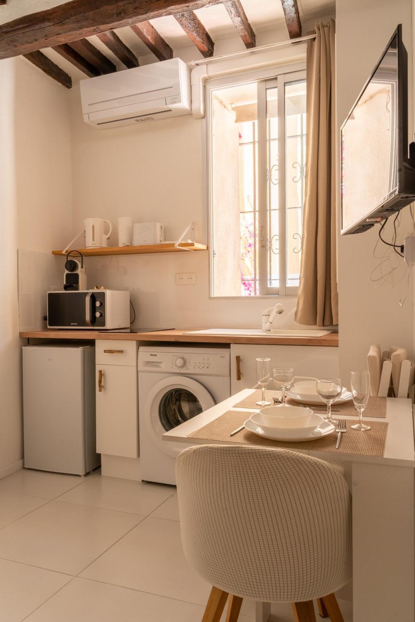 Le Balneo Jacuzzi Vieil Antibes Safranier Appartement Buitenkant foto